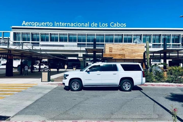 Los Cabos Private Airport Transfers To Hotels - Photo 1 of 25