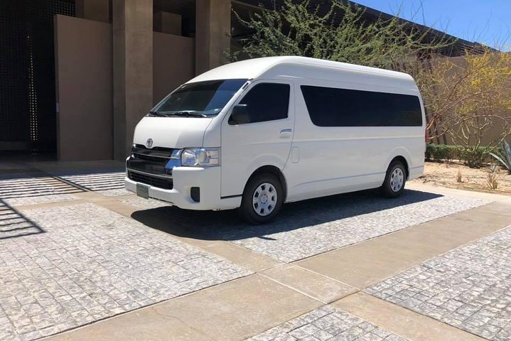 Airport Los cabos Round Trip Transportation  - Photo 1 of 22