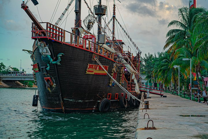 PIRATE | CANCUN | ATV | MEXICO | TRIP | RIVIERA MAYA | HORSE BACK | DINNER