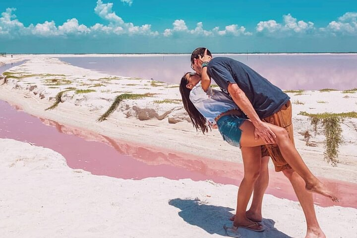 Visit the famous pink lake of Yucatan peninsula