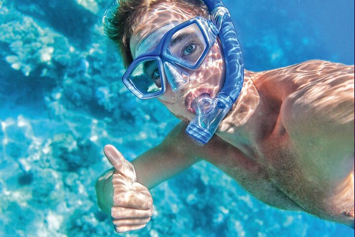 Book snorkeling in Cabo