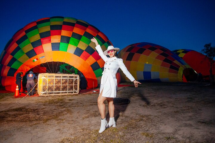 Balloon flight + Breakfast + Pyramids + Transportation (Optional) - Photo 1 of 25