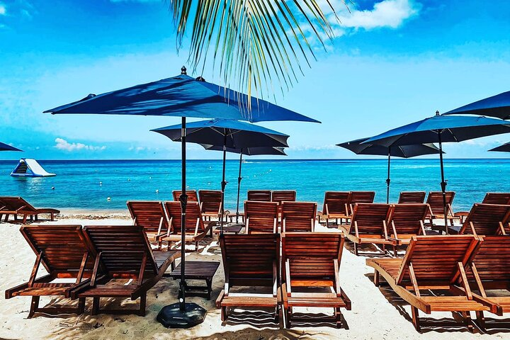 Beach day in Cozumel with roundtrip transportation - Photo 1 of 6