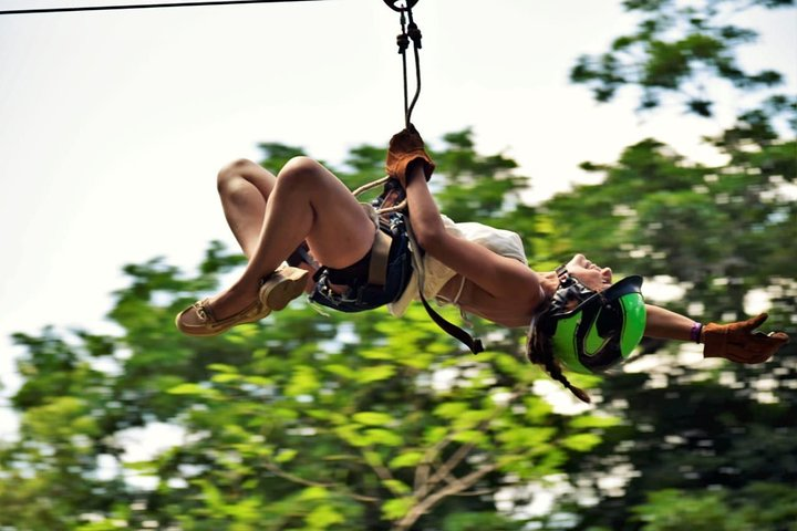 Zipline in the jungle!!