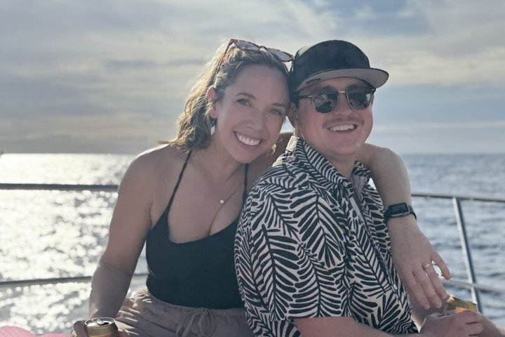 Private Cabo Sunset Yacht Tour: Dinner, Drinks & Arch 1-20 ppl - Photo 1 of 25