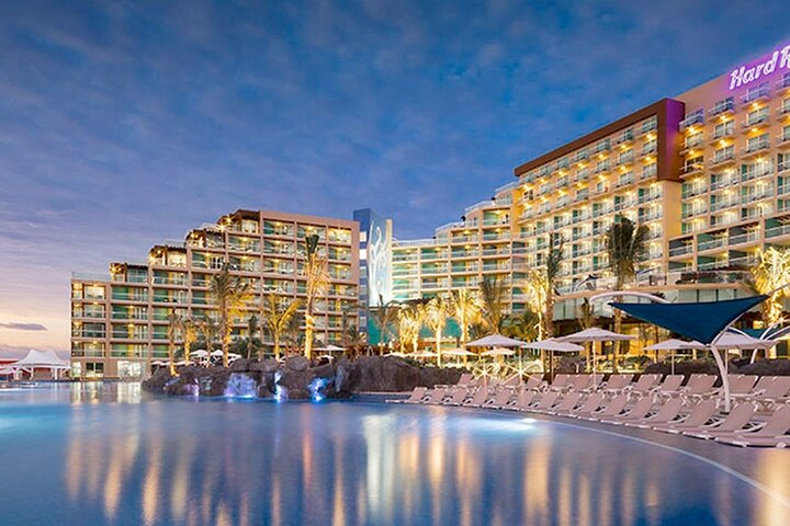 Cancun Airport and Hard Rock Cancun Private Shuttle - Photo 1 of 6