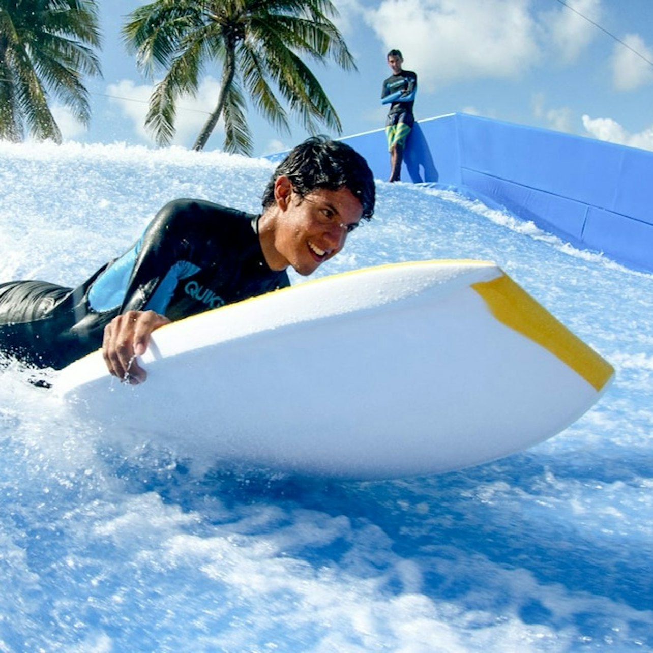 Cancún: FlowRider Aquaworld - Photo 1 of 5