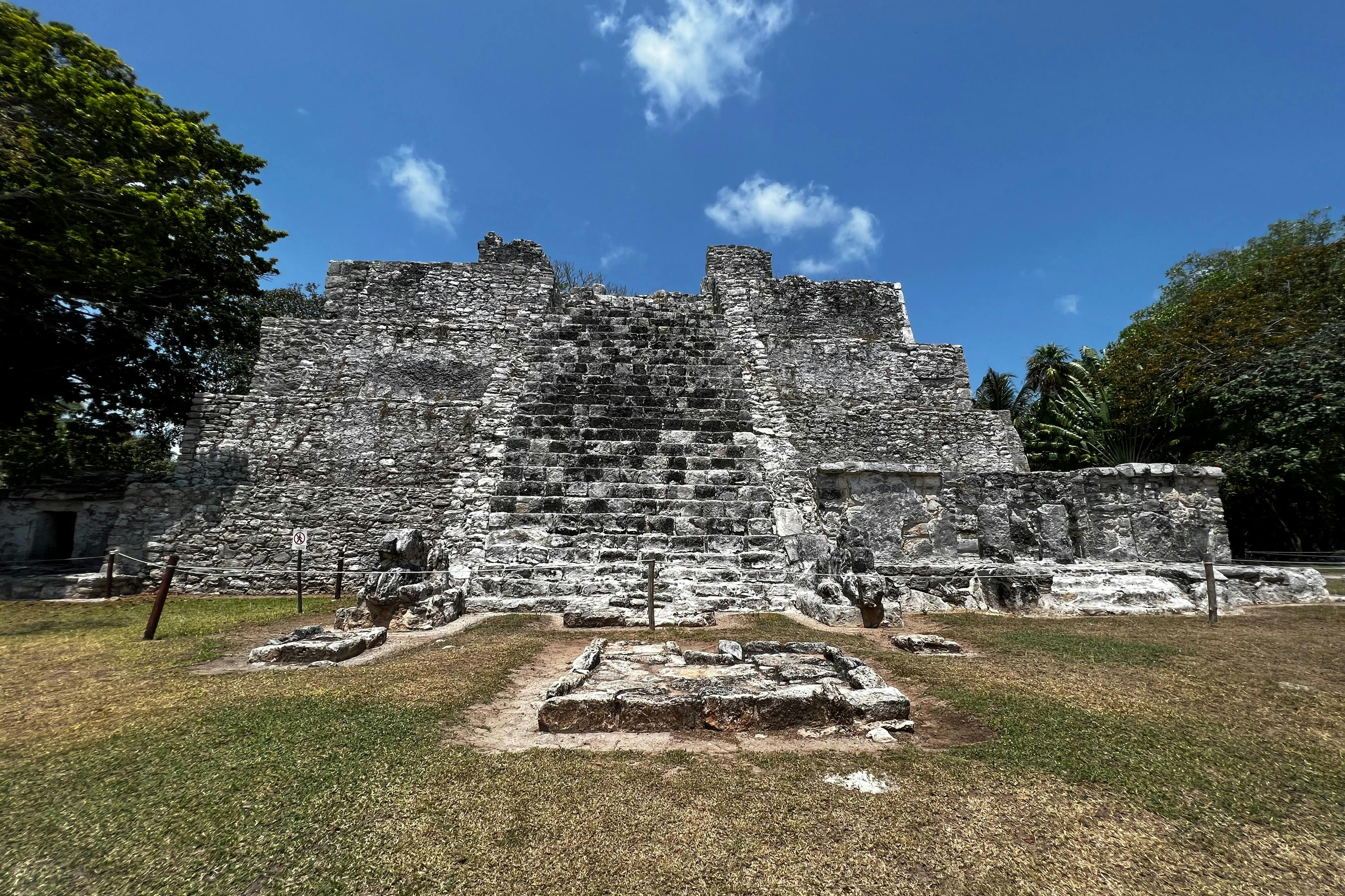 Cancún: El Mecó Mayan Ruins Guided Tour - Photo 1 of 6