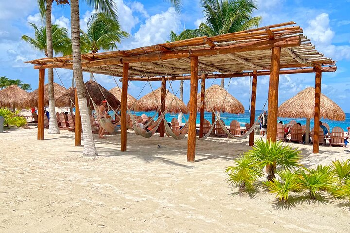 Chankanaab Cozumel Day pass Premium package