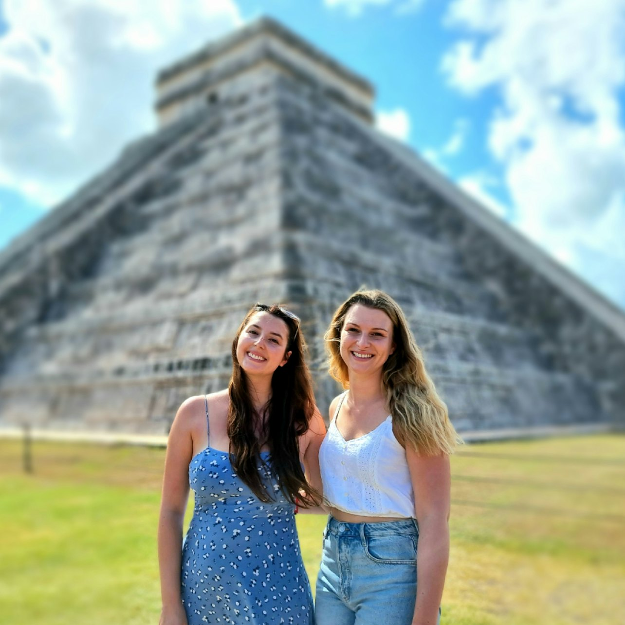 Chichén Itzá: Early Access + Guided Tour + Transfer from Cancún or Riviera Maya - Photo 1 of 14