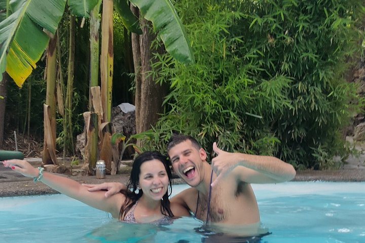Couple at La Gruta