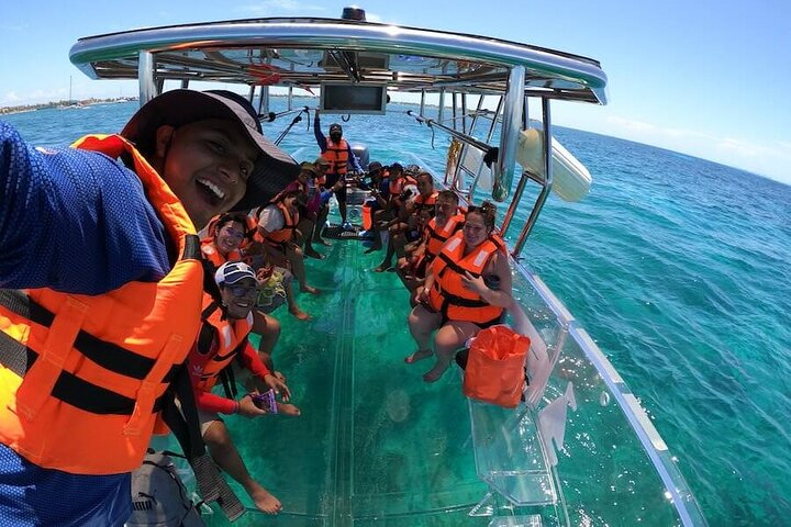 Crystal Boat Tour to Isla Mujeres and Reefs - Photo 1 of 8