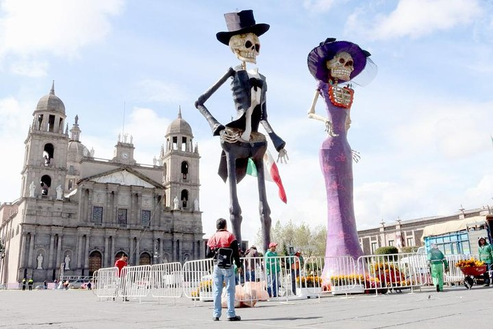 Day of the Dead in Feria del Alfenique Toluca - Photo 1 of 8