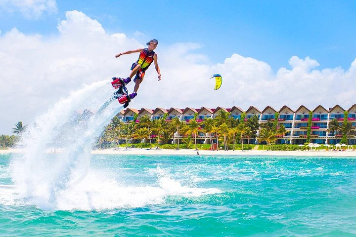 Flyboard experience in Cancun 