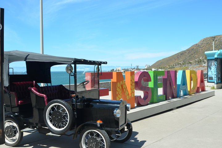 Tour on a Ford model T replica 