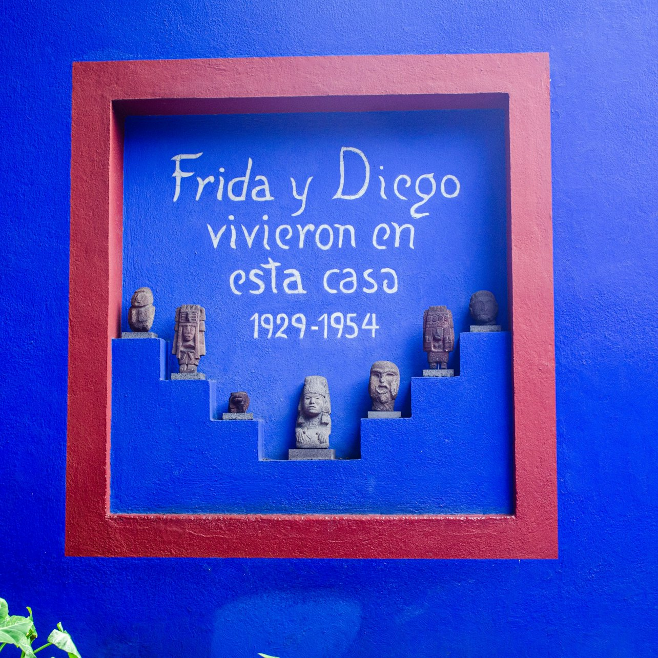 Museo Frida Kahlo & Anahuacalli Museum: Entry Ticket + Guided Tour - Photo 1 of 6
