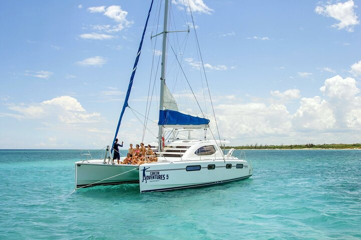 Full Day Boat Tour with Open Bar and Lunch in Riviera Maya - Photo 1 of 9