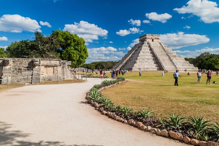Full day Chichén Itzá Tour from Cancún and Riviera Maya - Photo 1 of 12