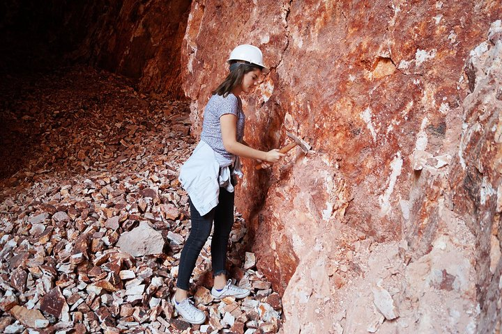 Full-Day Magdalena Opal & Obsidian Mines PRIVATE TOUR - Photo 1 of 6