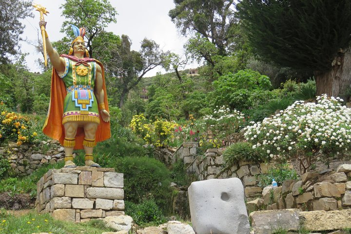 From La Paz: Titicaca Lake & Sun Island by Bus (round trip) - Photo 1 of 11