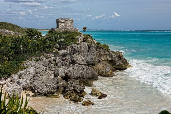 Tulum is an archaeological jewel of the Mayan Riviera