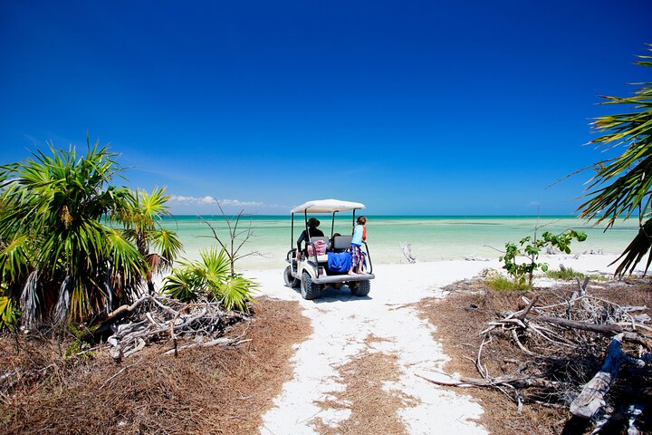 Holbox adventure. Visit Punta mosquito and punta cocos. 