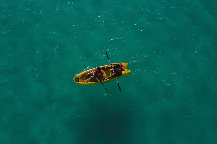 Kayaking tour at sunrise with breakfast