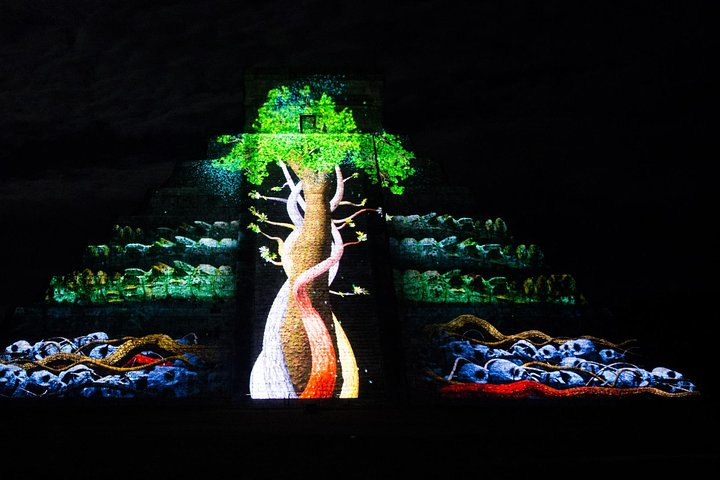 Kukulcan nights - Photo 1 of 4