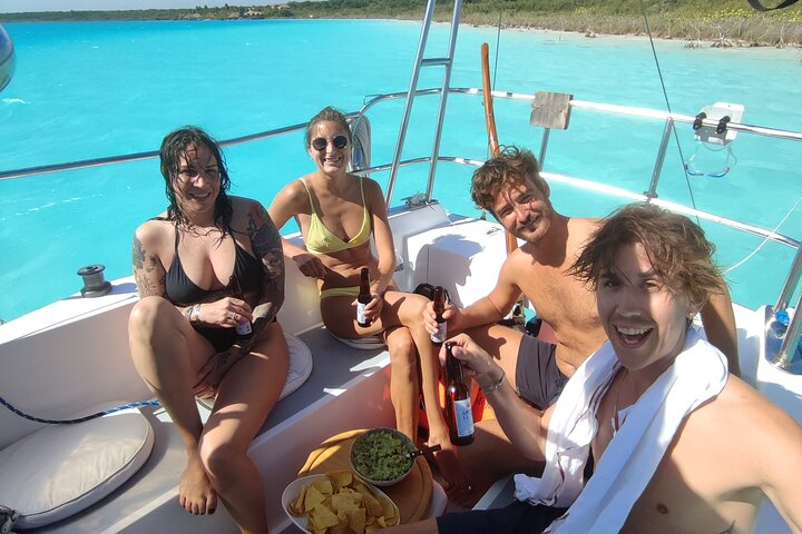 Slow Sailing Bacalar Experience with snack and drinks - Photo 1 of 17