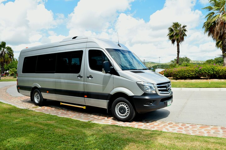 Los Barriles: One way Private Airport Transfer up to 8 pax - Photo 1 of 5