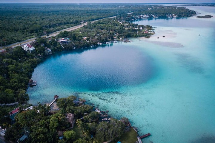 Explore Bacalar by Pontoon