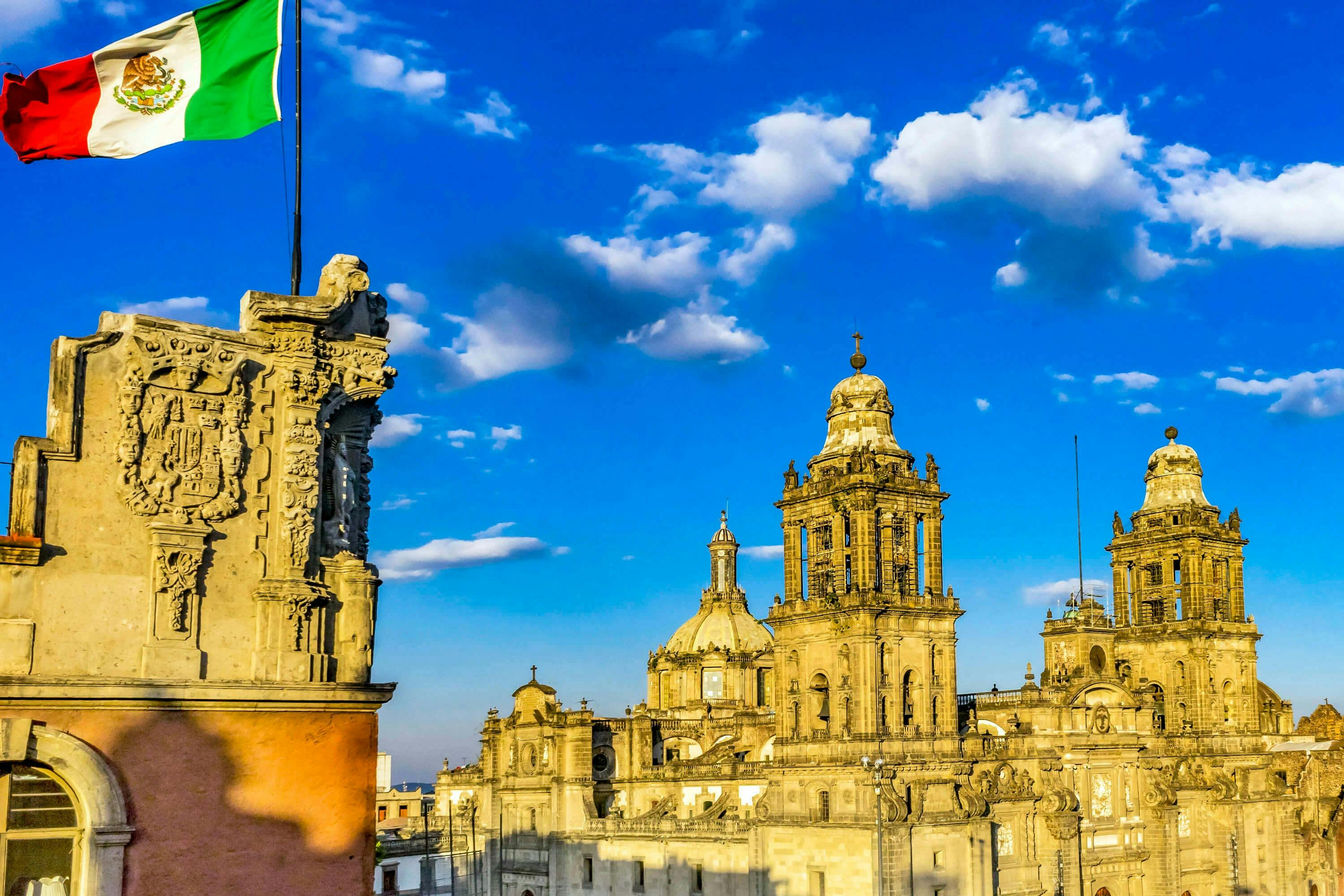 Mexico City: Audio Guide App by TouringBee - Photo 1 of 8