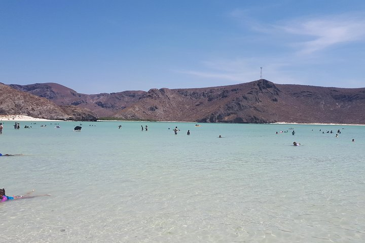 Peace Tour - Photo 1 of 6