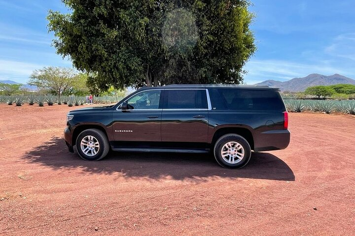 Luxury Vehicles for Private Tour to Tequila