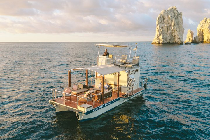 Private 32' Catamaran: Cabo Arch, Sea Lions & Beach for 12 Guest - Photo 1 of 25
