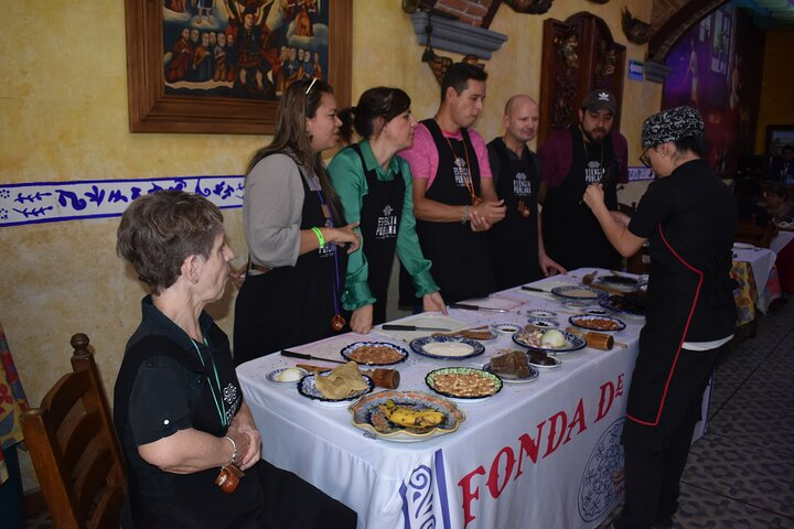 Cooking class in Puebla (private) - Photo 1 of 6