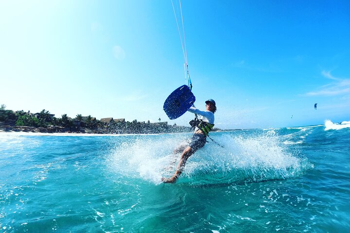 Private Kitesurfing Lessons in Tulum with a Private Beach Access 3hrs - Photo 1 of 10