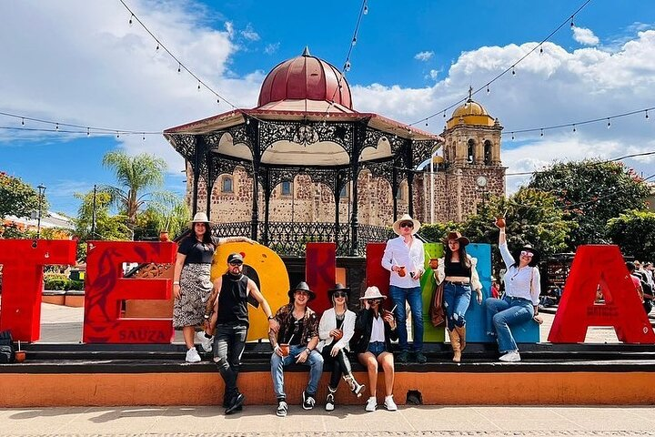 Private Tour Cascahuin Distillery and visit to Tequila - Photo 1 of 11