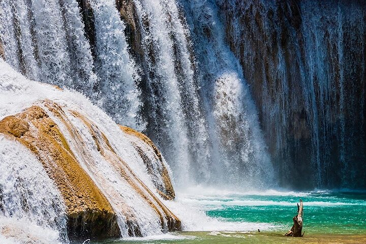 Roberto Barrios Waterfalls Tour (Bascan Valley) from Palenque - Photo 1 of 9