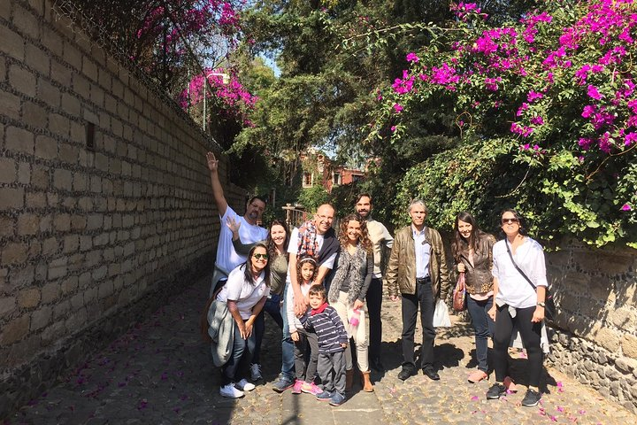 Walking Around San Angel