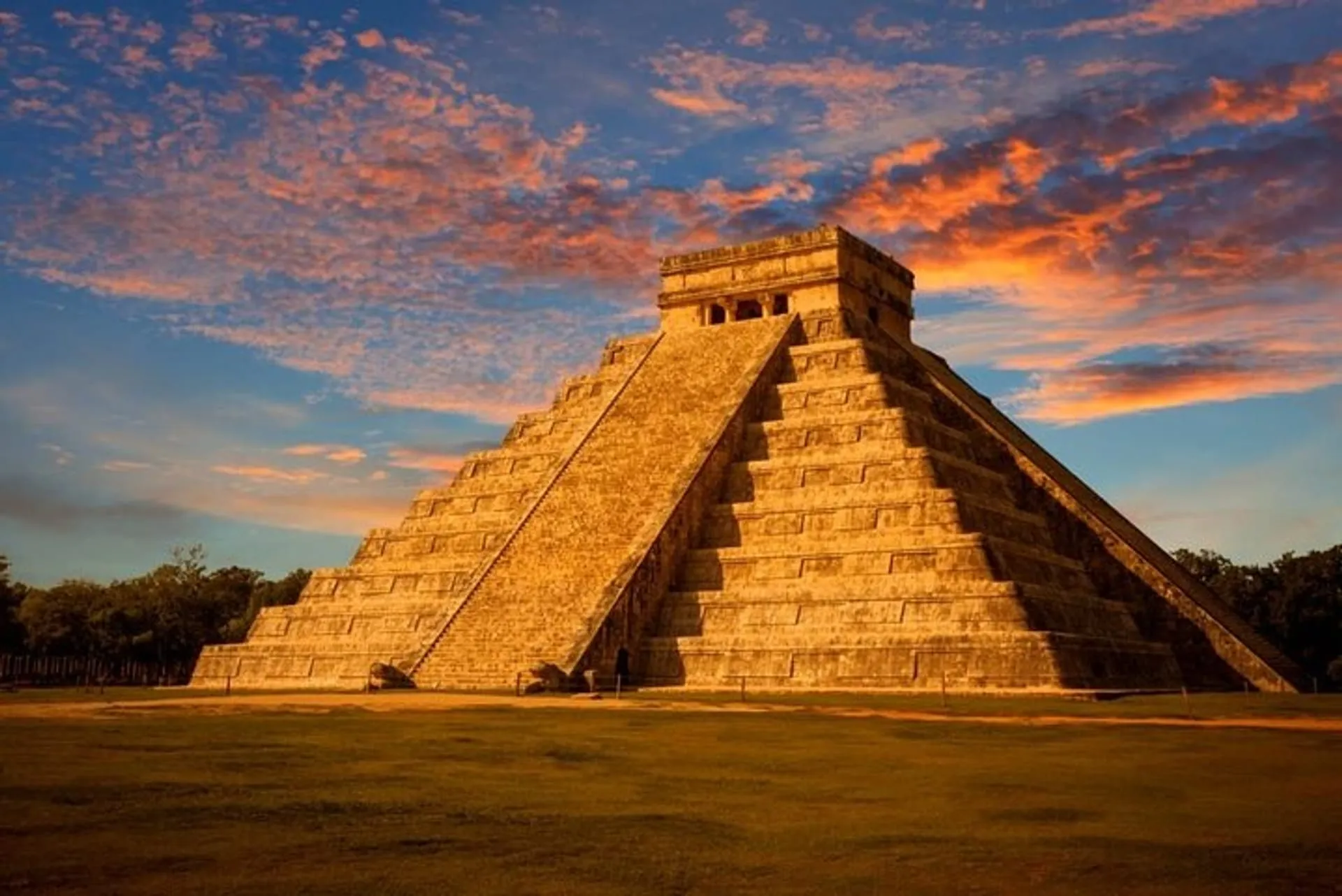 Chichen Itza Walking Tour with Audioguide (no ticket) in Chichen