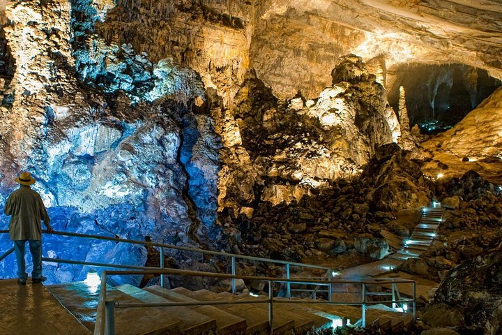 TAXCO AND CACAHUAMILPA CAVES from CDMX - Photo 1 of 9