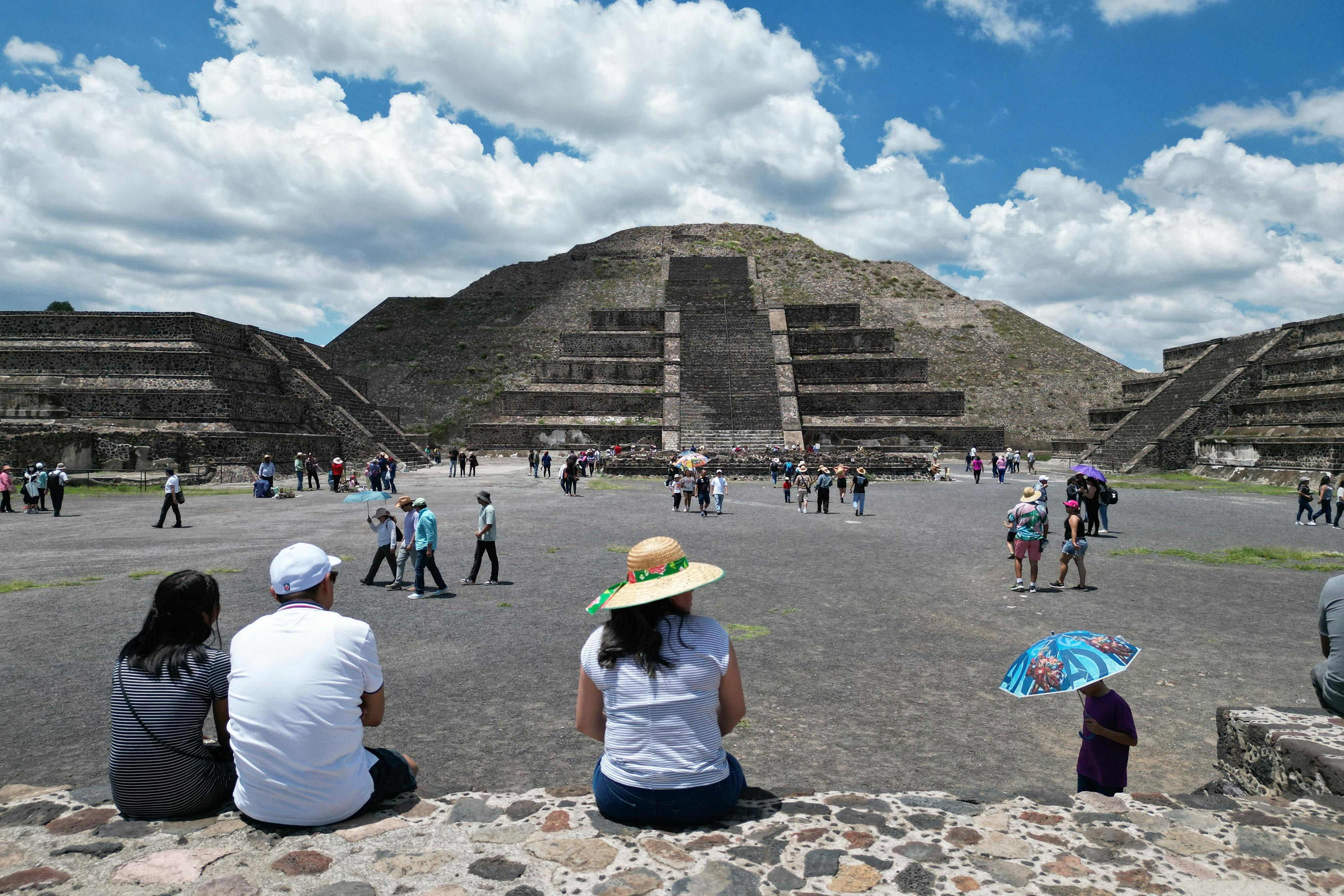Teotihuacán: Guided Tour from Mexico City + Beverage Tasting - Photo 1 of 9