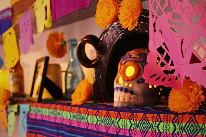 Contemplate an Altar of the Dead