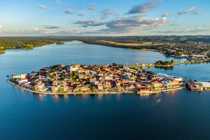 Transfer from Palenque Chiapas to Flores Guatemala - Photo 1 of 3
