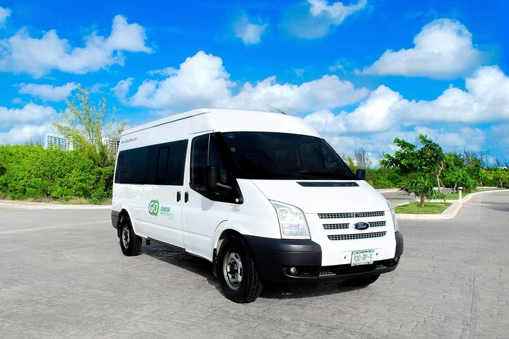 Private Minibus Transfers from Cancun Airport - Photo 1 of 10