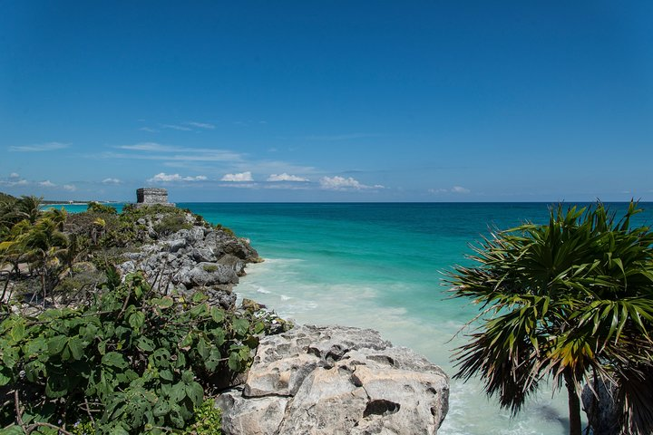 While the Mayans used this beautiful coastal location as a trading port, today it may be best known for its stunning views of the Caribbean Sea. 