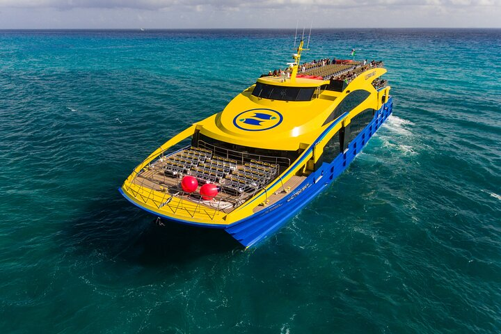 Ultramar Ferry, Regular round ticket, Playa del Carmen-Cozumel - Photo 1 of 9