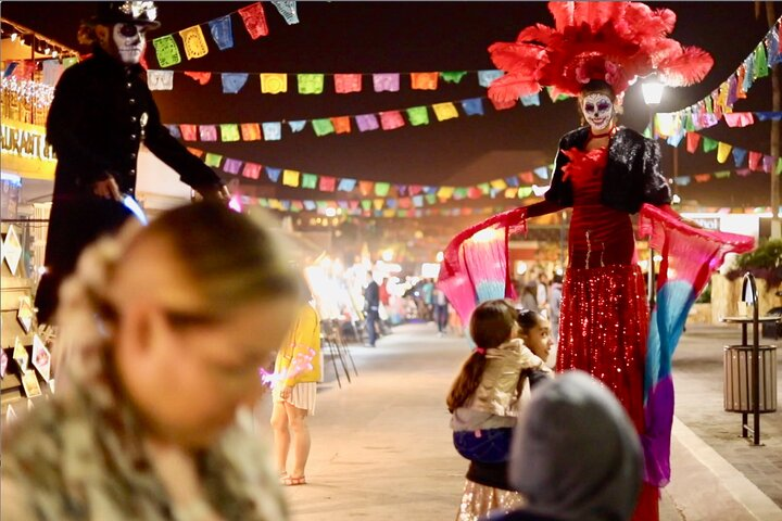 Viva la Plaza! The Story Tellers Private Tour  - Photo 1 of 6