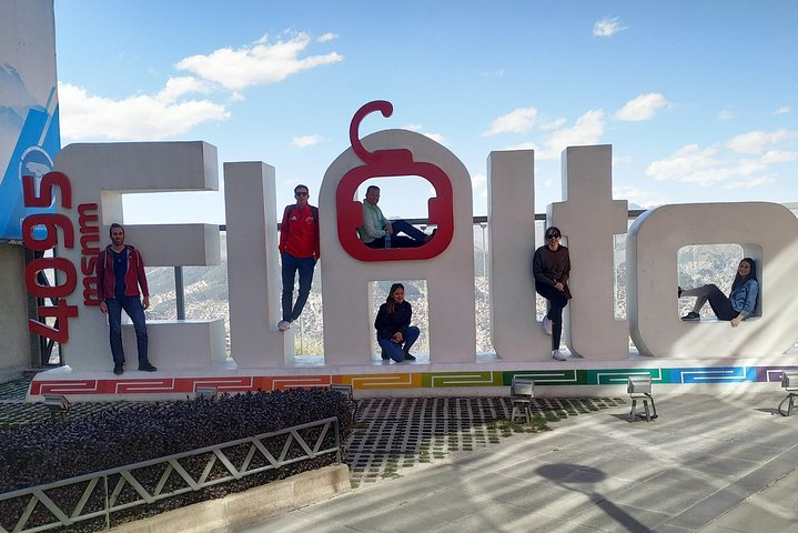 Walking City Tour La Paz + Cable Cars + Valle de Luna. PRIVATE TOUR - Photo 1 of 25